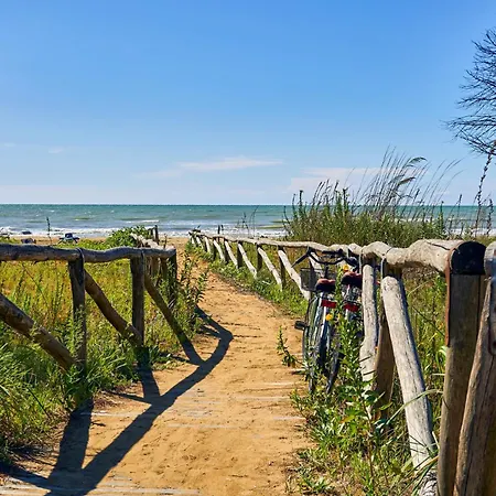 In 45642 Apartment *